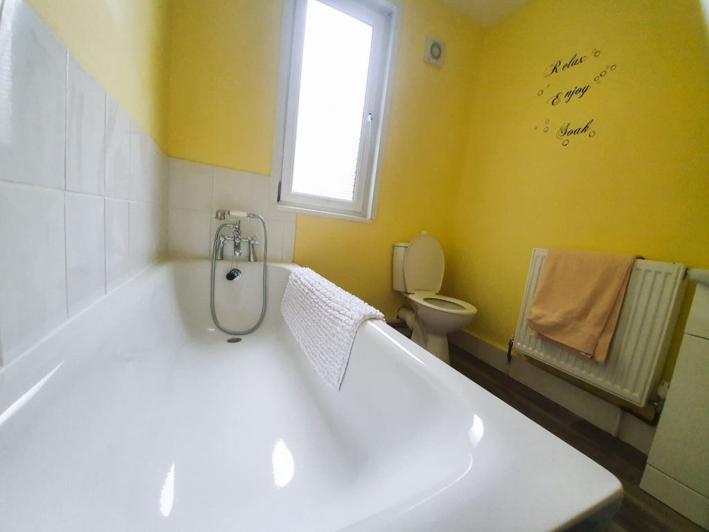Bathroom 1 - Lillies Lodge - Residential Family Centre - Residential Family Home - Residential Family House